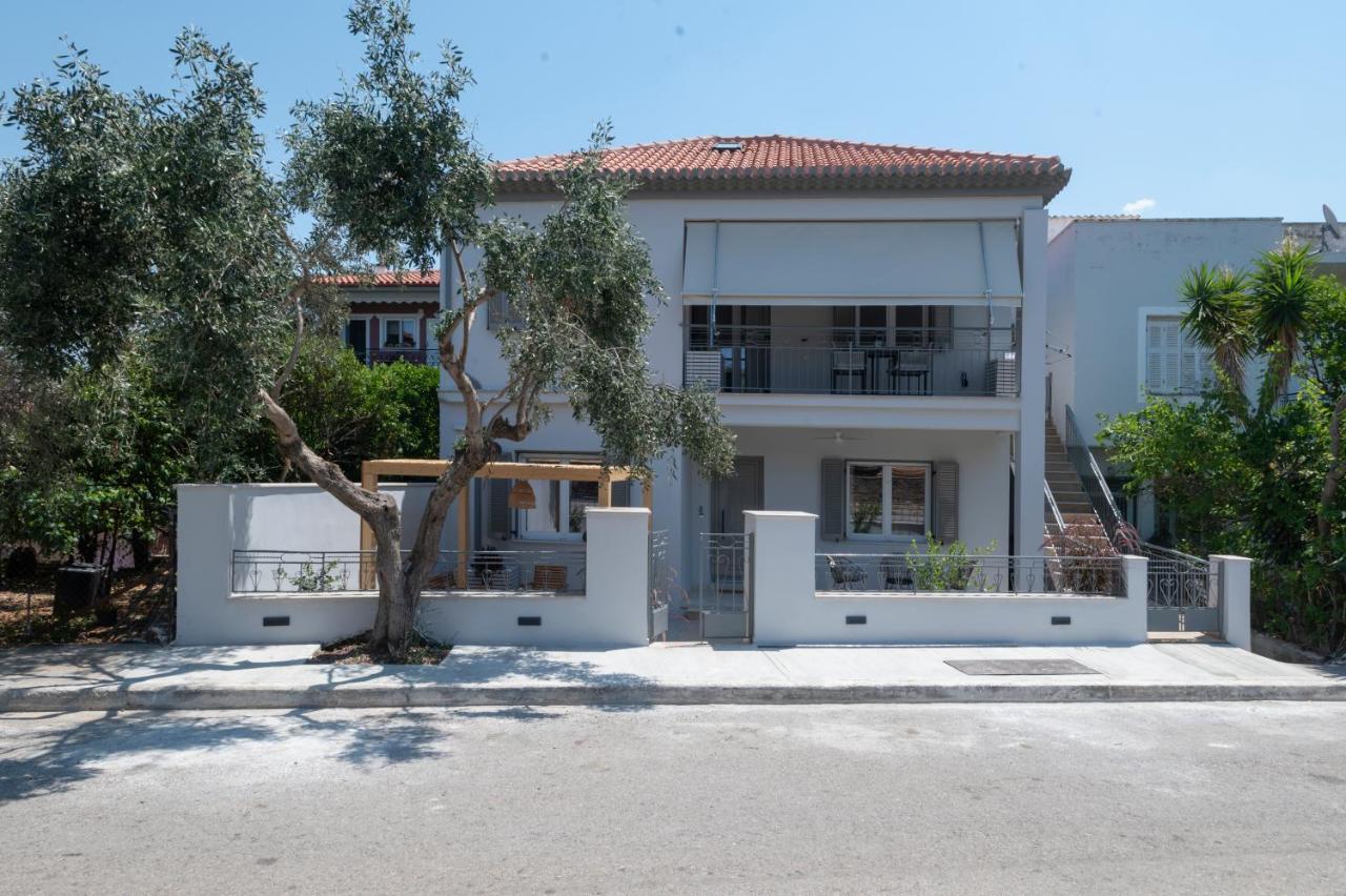 Camara Luxury Apartments Pylos Exterior foto
